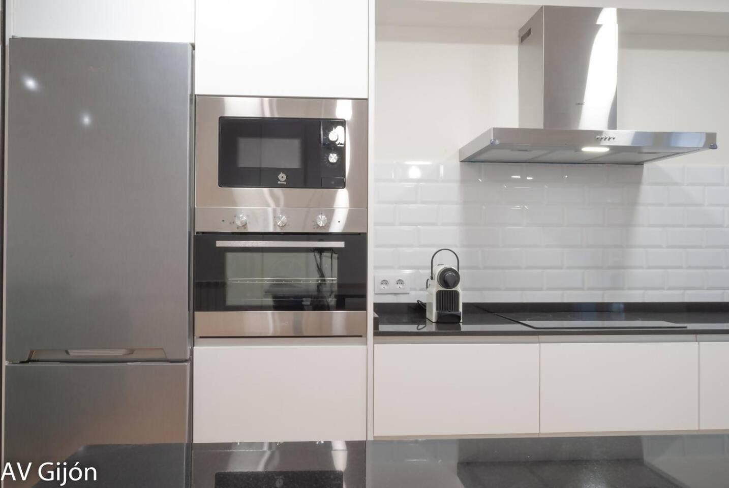 Apartamento La Playa 17 Gijón Zewnętrze zdjęcie