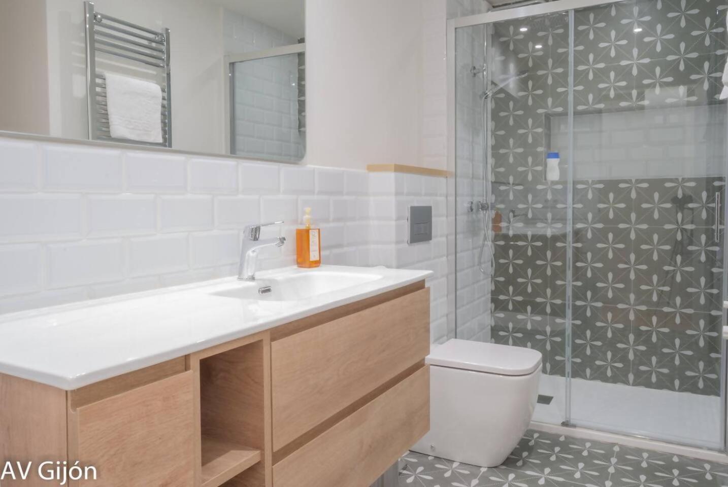Apartamento La Playa 17 Gijón Zewnętrze zdjęcie