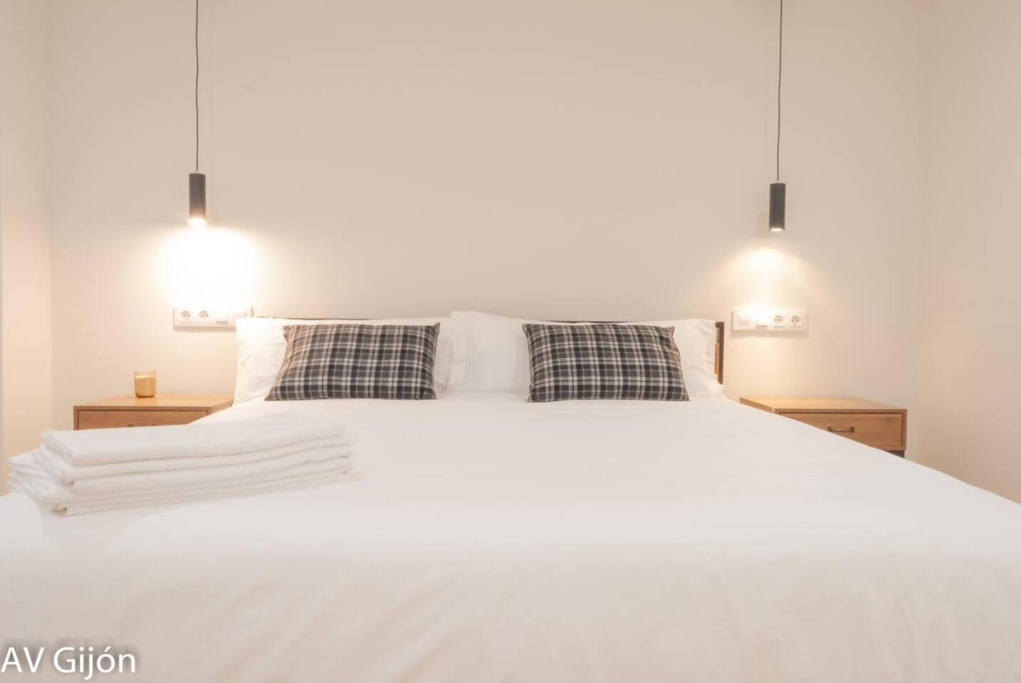Apartamento La Playa 17 Gijón Zewnętrze zdjęcie